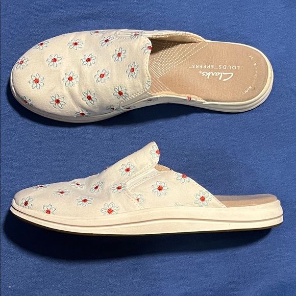 Clarks Cloudsteppers Women's White Floral Mules  Size 7  VGC - Picture 5 of 6
